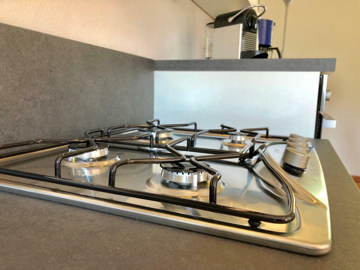 Residenza Ai Ronchi 1 2 6 Aparthotel Maccagno Exteriör bild