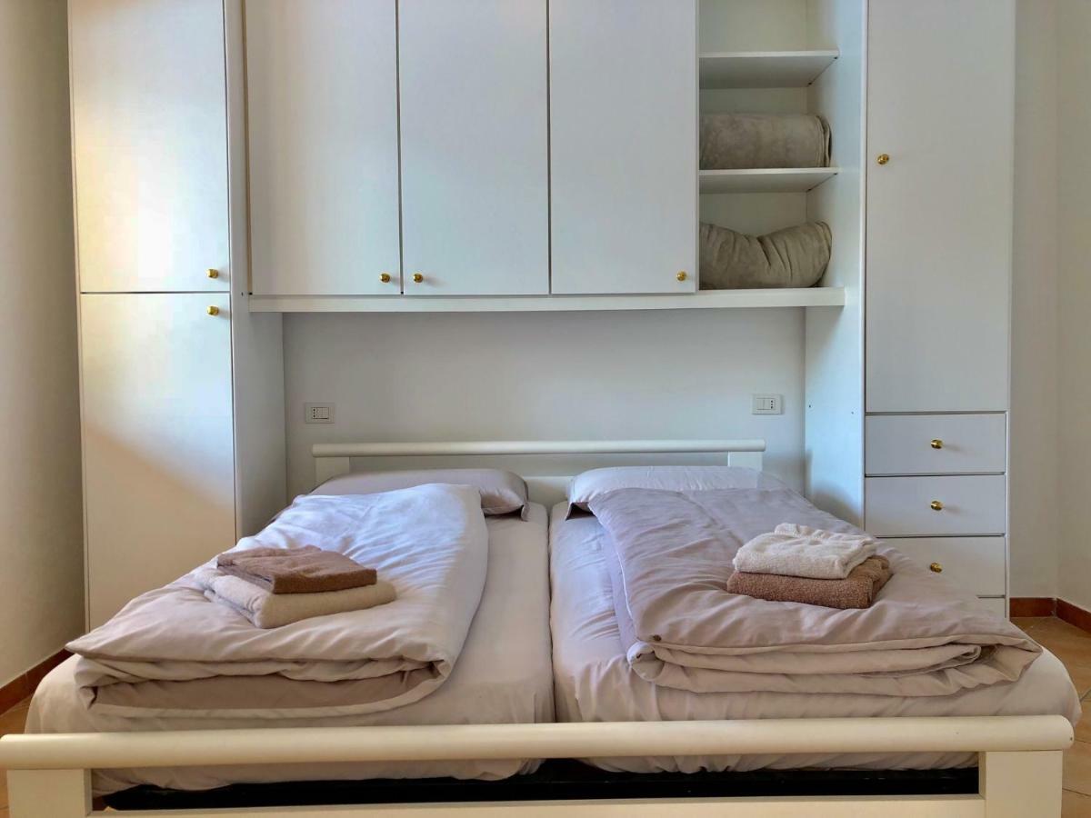 Residenza Ai Ronchi 1 2 6 Aparthotel Maccagno Exteriör bild